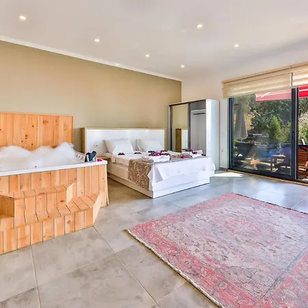 Fascinating With Private Indoor Pool, Garden And Jacuzzi In Kalkan, Kas