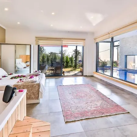 Fascinating With Private Indoor Pool, Garden And Jacuzzi In Kalkan, Kas Вилла Bezirgan